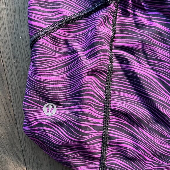 Lululemon Reversible Double Time Short 3" Pink Black Size 8 Activewear Run Gym - Picture 4 of 8
